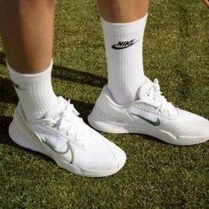 Nike Court Vapor Pro tennis shoes